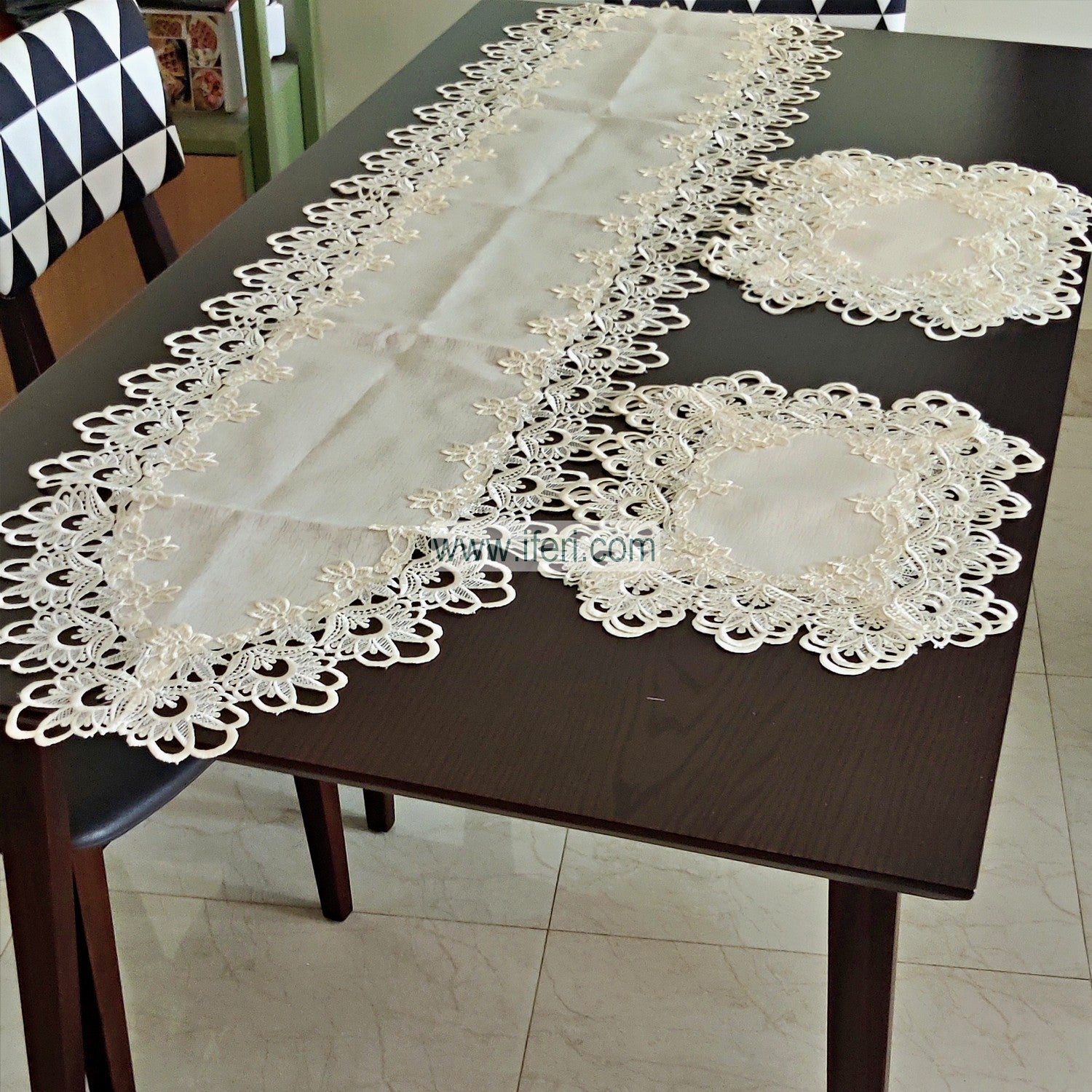 Exclusive Table Runner & Placemats Set Price of Bangladesh