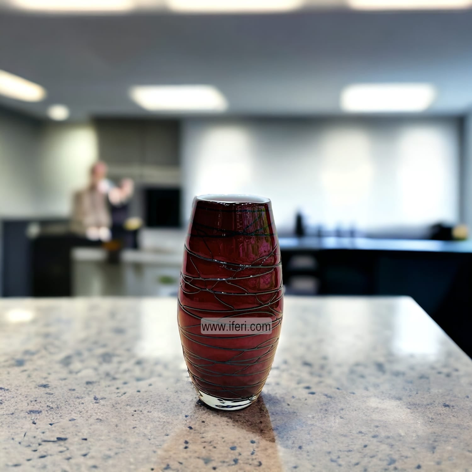 8.5 Inch Exclusive Glass Decorative Flower Vase RY92325