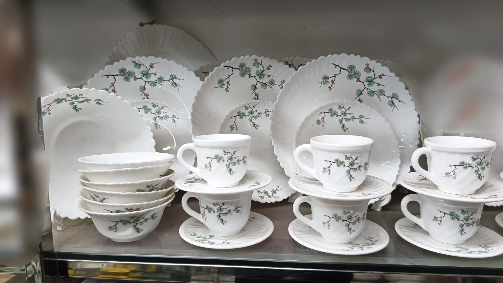 32 Pcs Pyrex Dinner Set CGA0525
