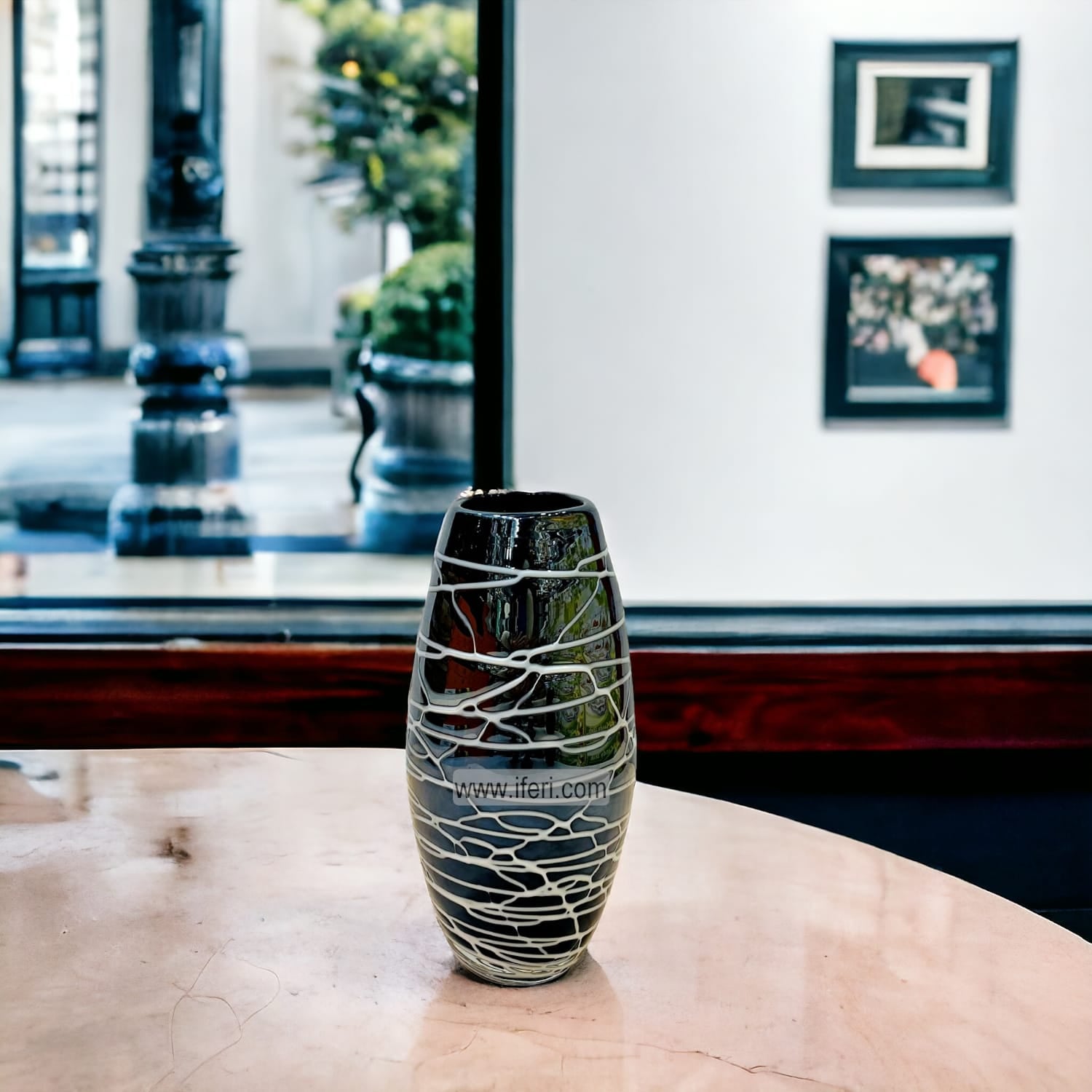 8.5 Inch Exclusive Glass Decorative Flower Vase RY92326