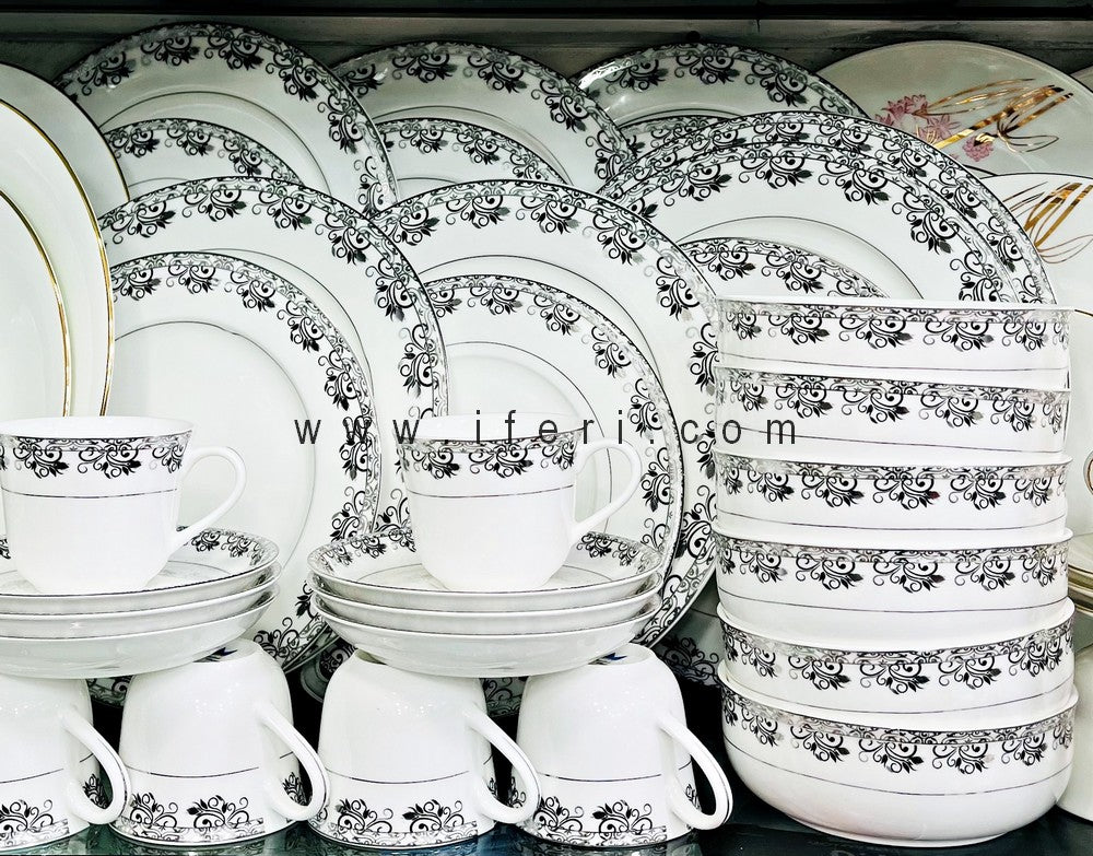 32 Pcs Ceramic Bone China Dinner Set UT1227