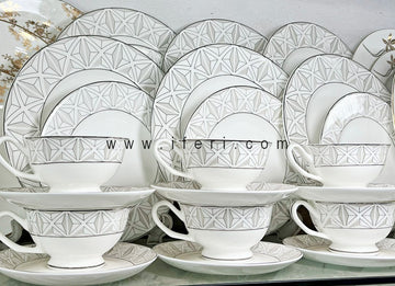 32 Pcs Ceramic Bone China Dinner Set UT1237