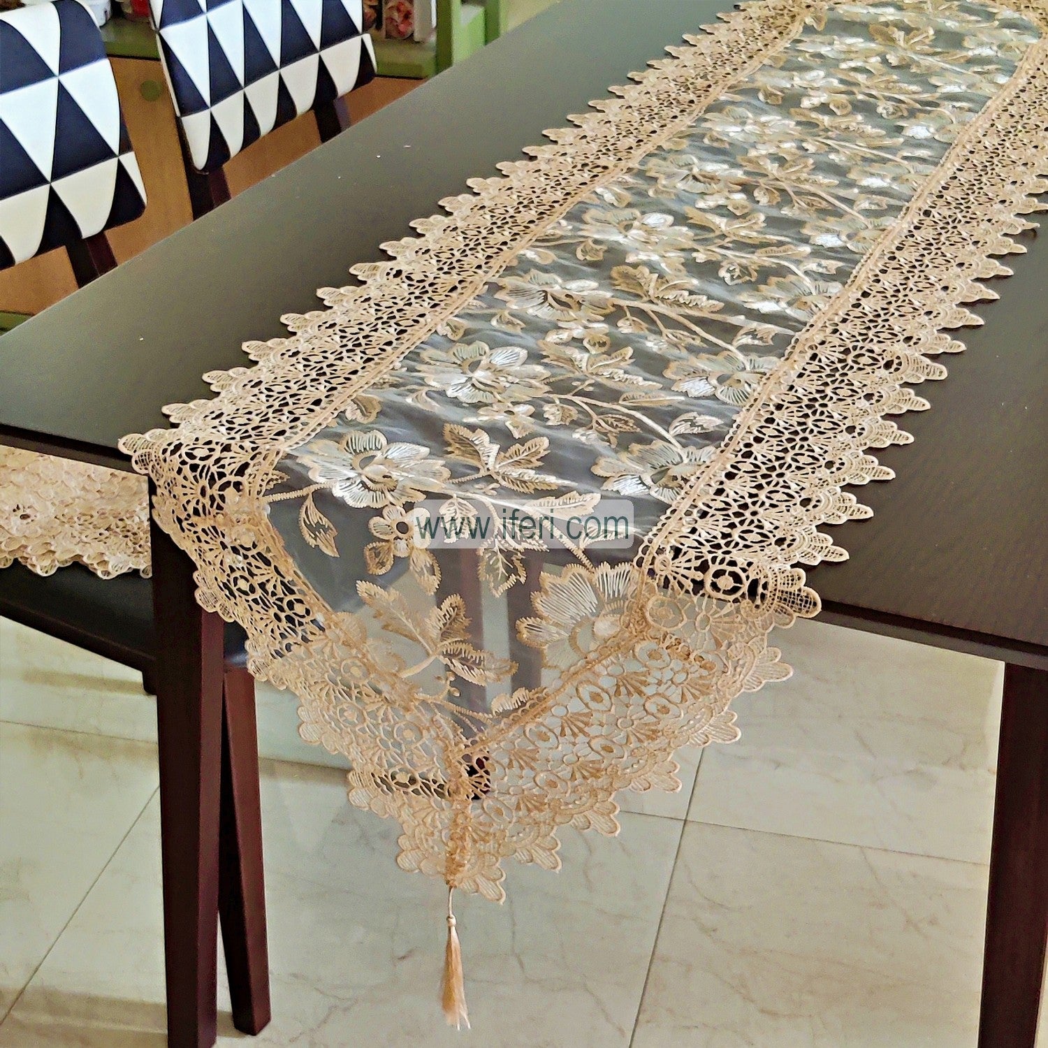 Luxury Embroidered Lace Runner RJ8594