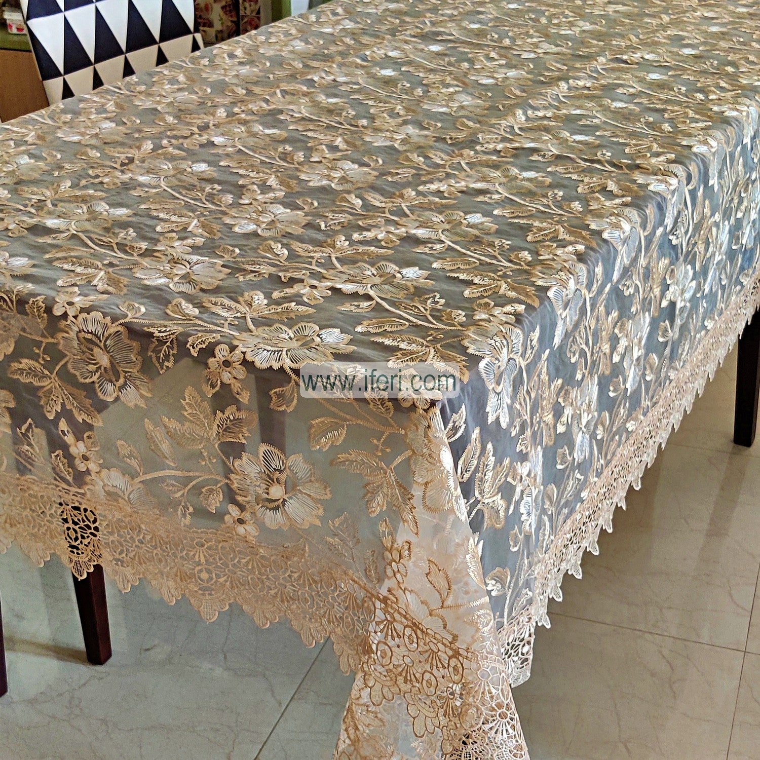 Luxury Embroidered Lace Tablecloth RJ1593