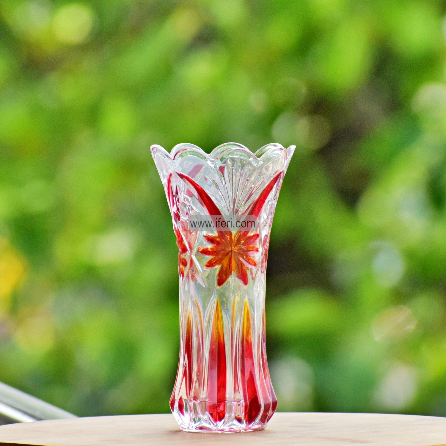7.5 Inch Glass Decorative Flower Vase IQ1787