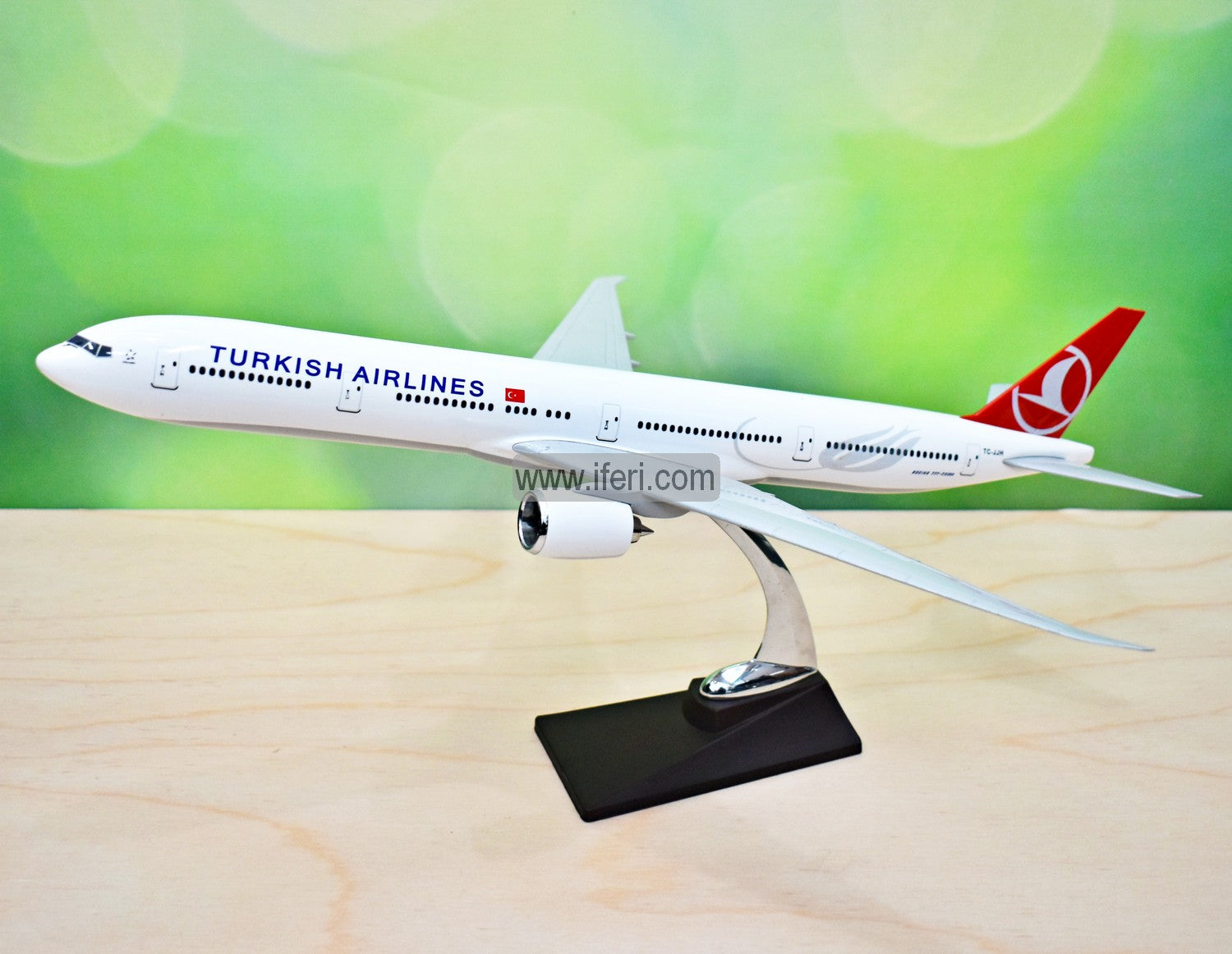 18 Inch Die Cast Resin Turkish Airlines Airplane Model Toy Showpiece with Base RY2216
