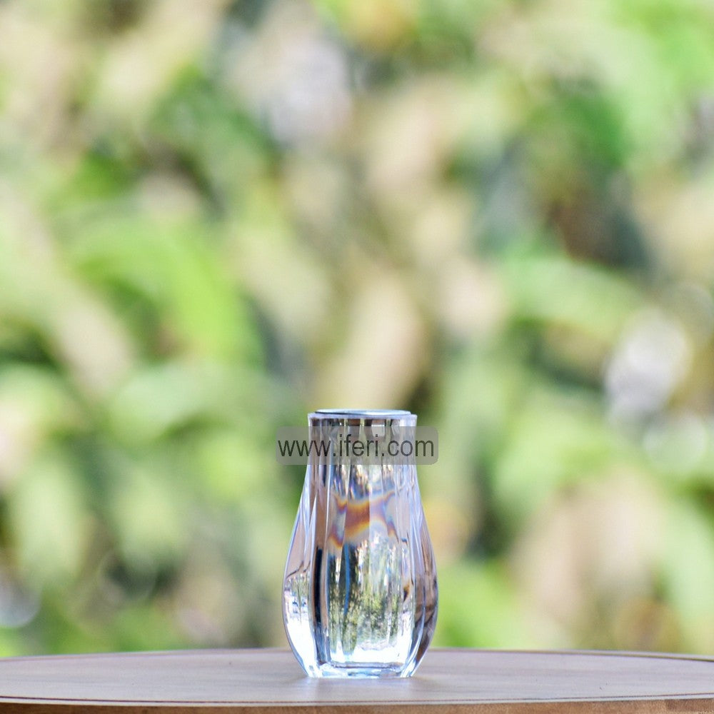3.4 Inch Acrylic Salt or Pepper Shakers TB1504
