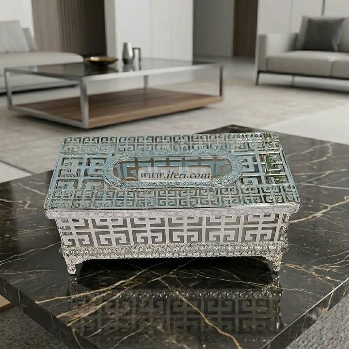 9.5 Inch Metal Decorative Tissue Box OMR1056