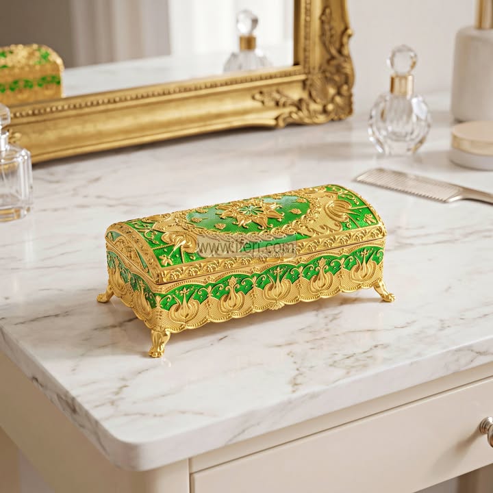 7.8 Inch Exclusive Metal Jewellery Box RY36865