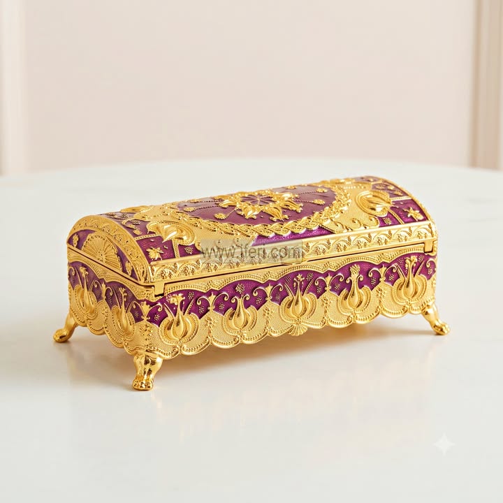 7.8 Inch Exclusive Metal Jewellery Box RY36867