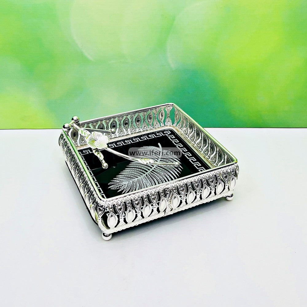 7 Inch Metal Decorative Tissue Holder DL6876