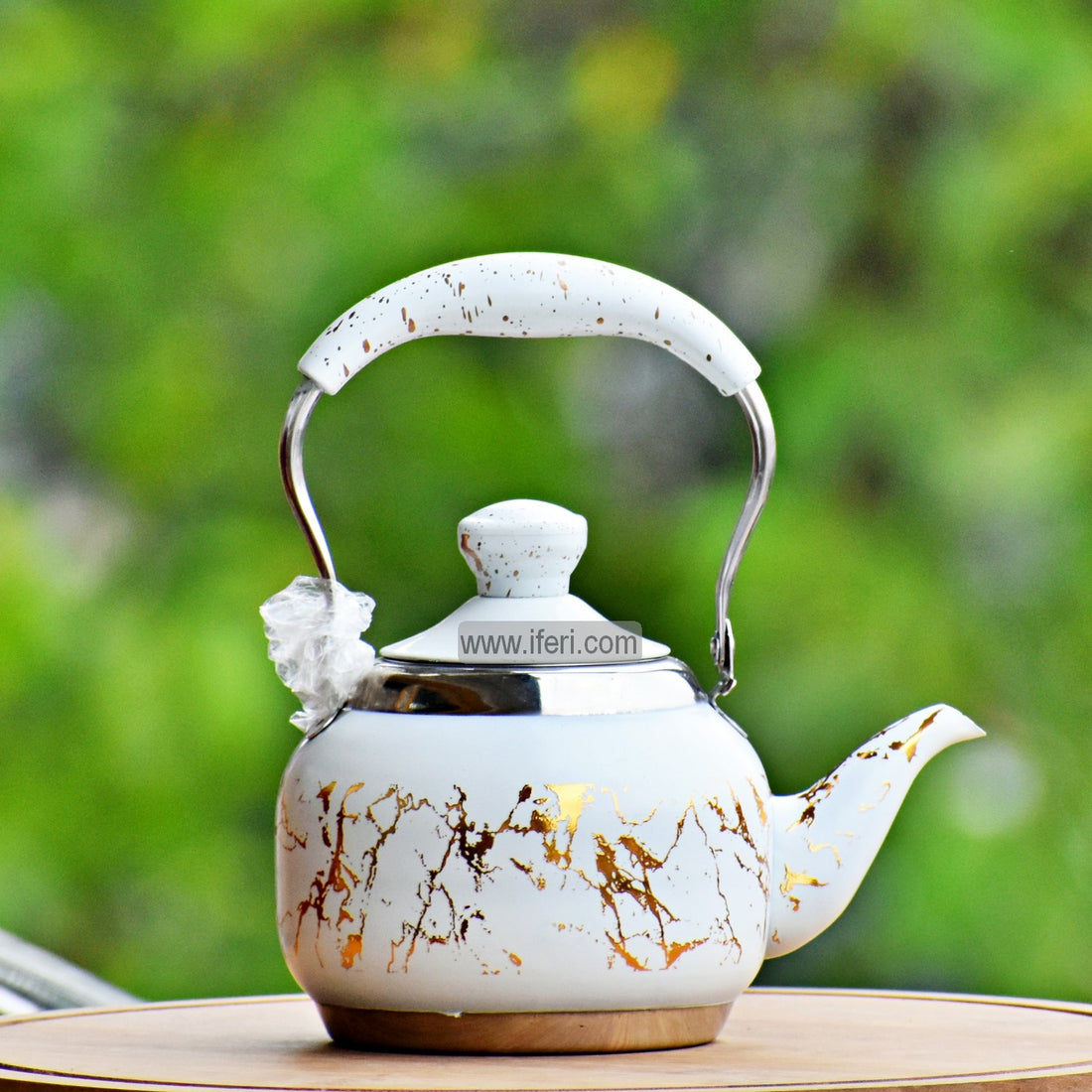 Buy Metal Tea Pot / Kettle Online from iferi.com in Bangladesh