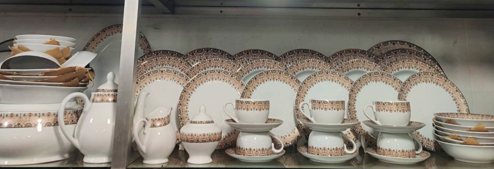 52 Pcs Ceramic Dinner Set CGA0472