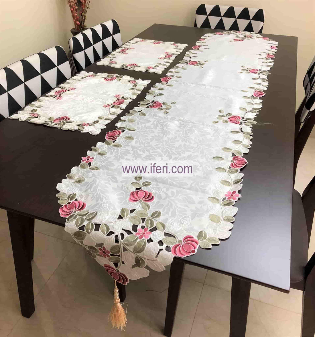 7pcs Exclusive Table Runner & Placemats Set RJ42520 Price in Bangladesh - iferi.com